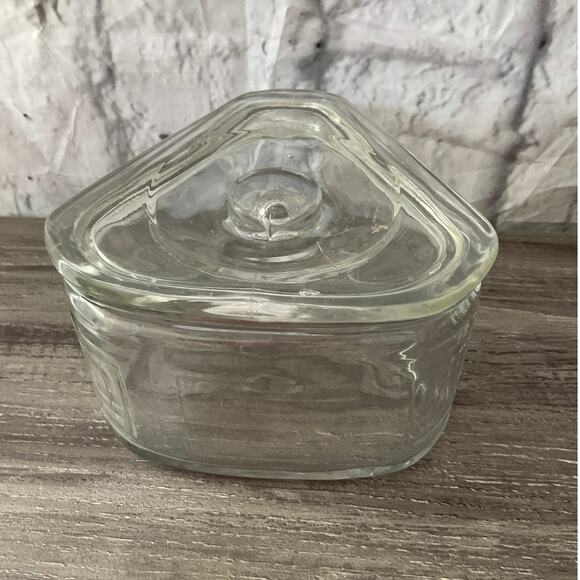 Vintage Refrigerator Glass Dish with Lid - Picture 2 of 9
